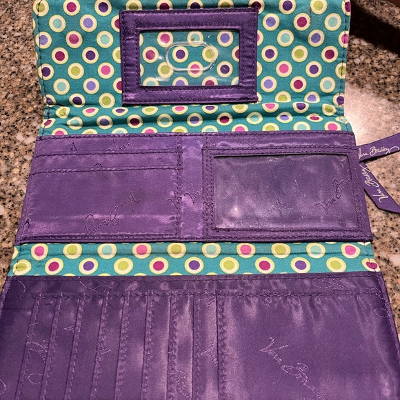 Vera Bradley Tri-fold clutch wallet like brand new Heather pattern (retired) - Picture 4 of 4